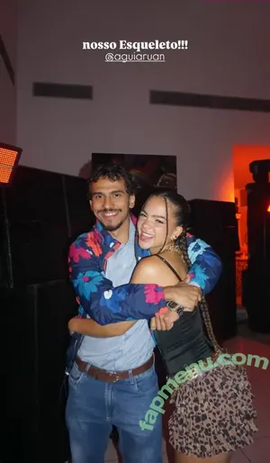 Mel Maia / Dezoitou / mel_maia / melissamelmaia nude photo #1138