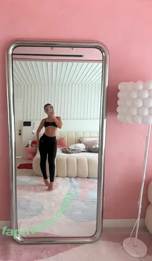 Mel Maia / Dezoitou / mel_maia / melissamelmaia nude photo #1153