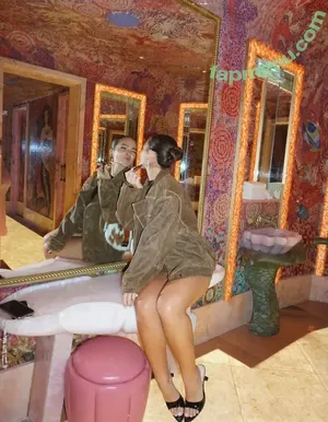 Mel Maia / Dezoitou / mel_maia / melissamelmaia nude photo #1182