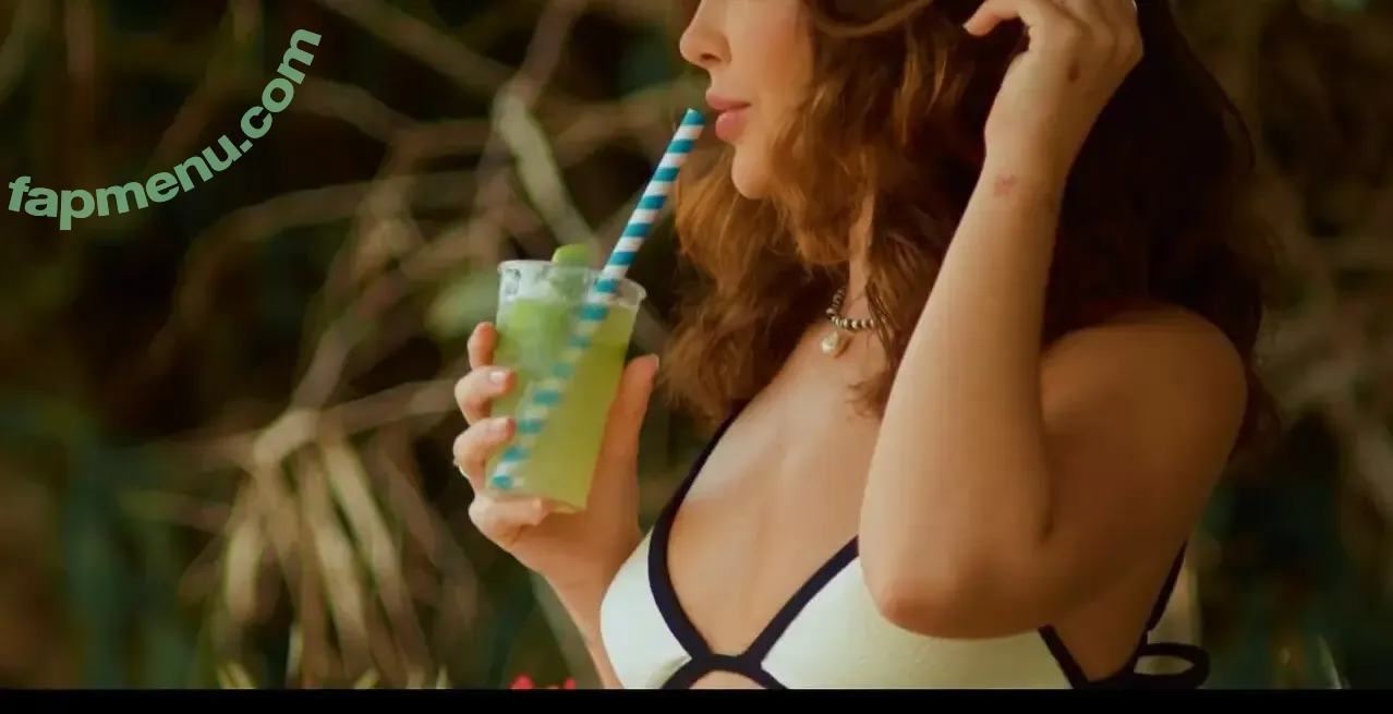 Mel Maia nude photo #1060 (Dezoitou / mel_maia / melissamelmaia)