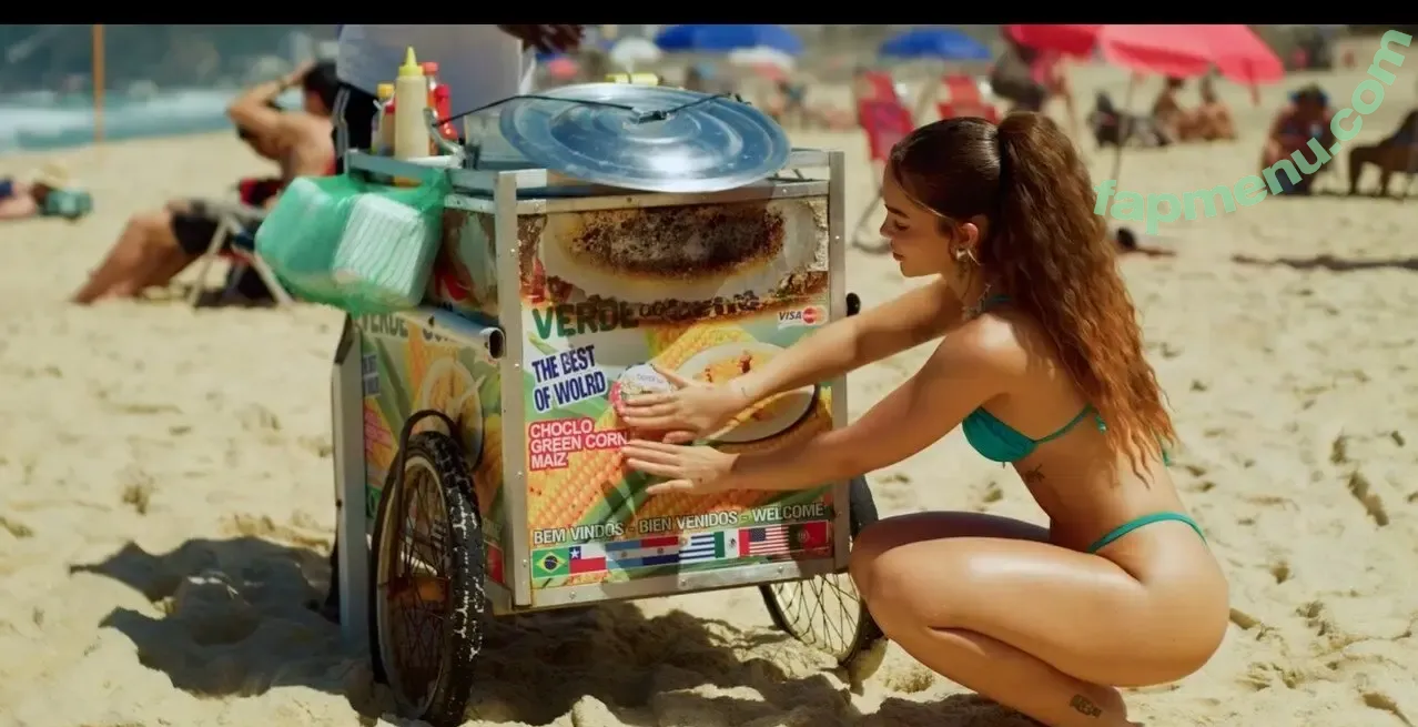 Mel Maia nude photo #1066 (Dezoitou / mel_maia / melissamelmaia)