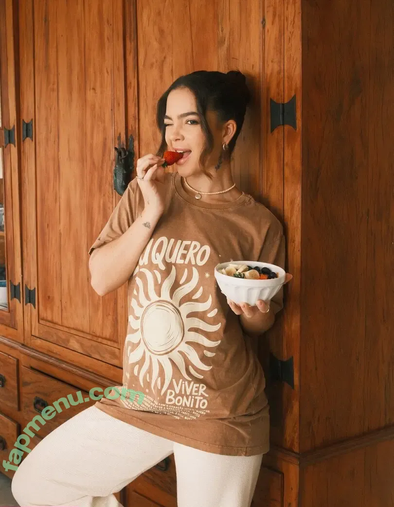 Mel Maia nude photo #1115 (Dezoitou / mel_maia / melissamelmaia)