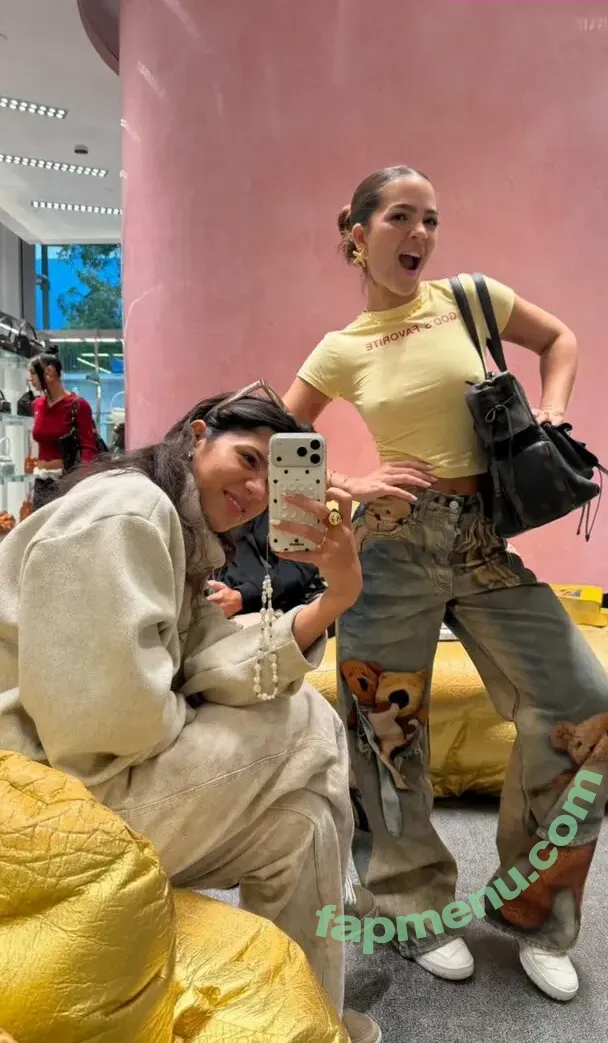 Mel Maia nude photo #1177 (Dezoitou / mel_maia / melissamelmaia)