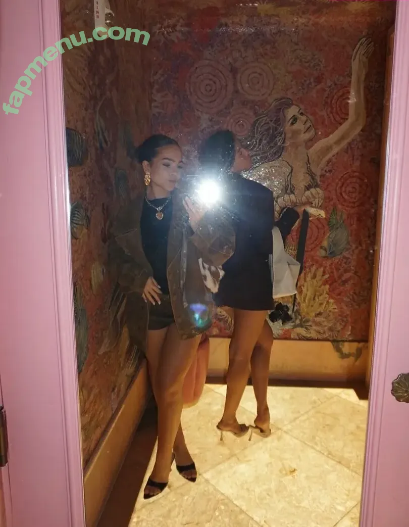 Mel Maia nude photo #1183 (Dezoitou / mel_maia / melissamelmaia)