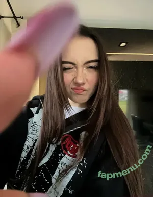 Mela Pustelnik / melapustelnik / melciapustelnik nude photo #0016