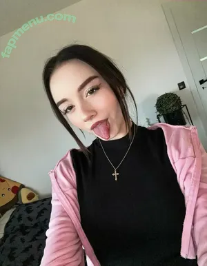 Mela Pustelnik / melapustelnik / melciapustelnik nude photo #0021