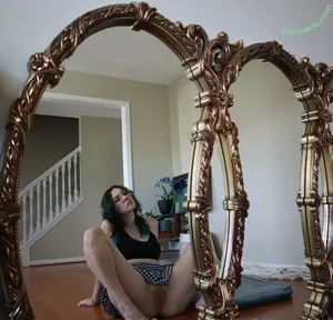 melancholymoonjpg / melancholymoon.jpg nude photo #0038