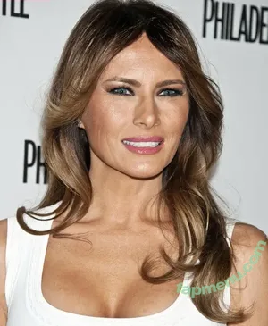 Melania Trump / melaniatrump nude photo #0126