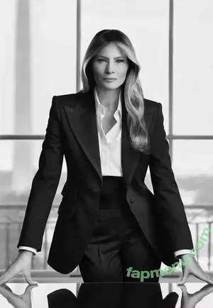 Melania Trump / melaniatrump nude photo #0192