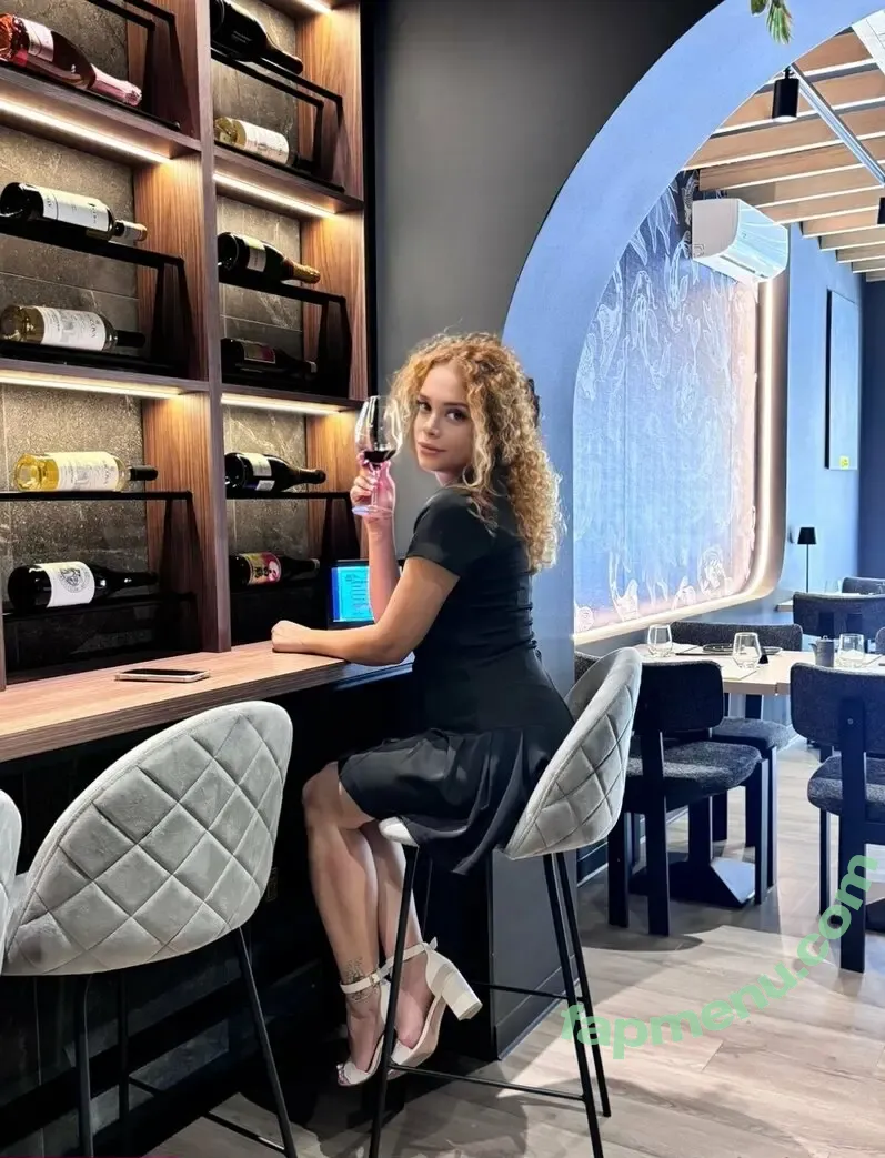 melanianew nude photo #0198 (melanianews)