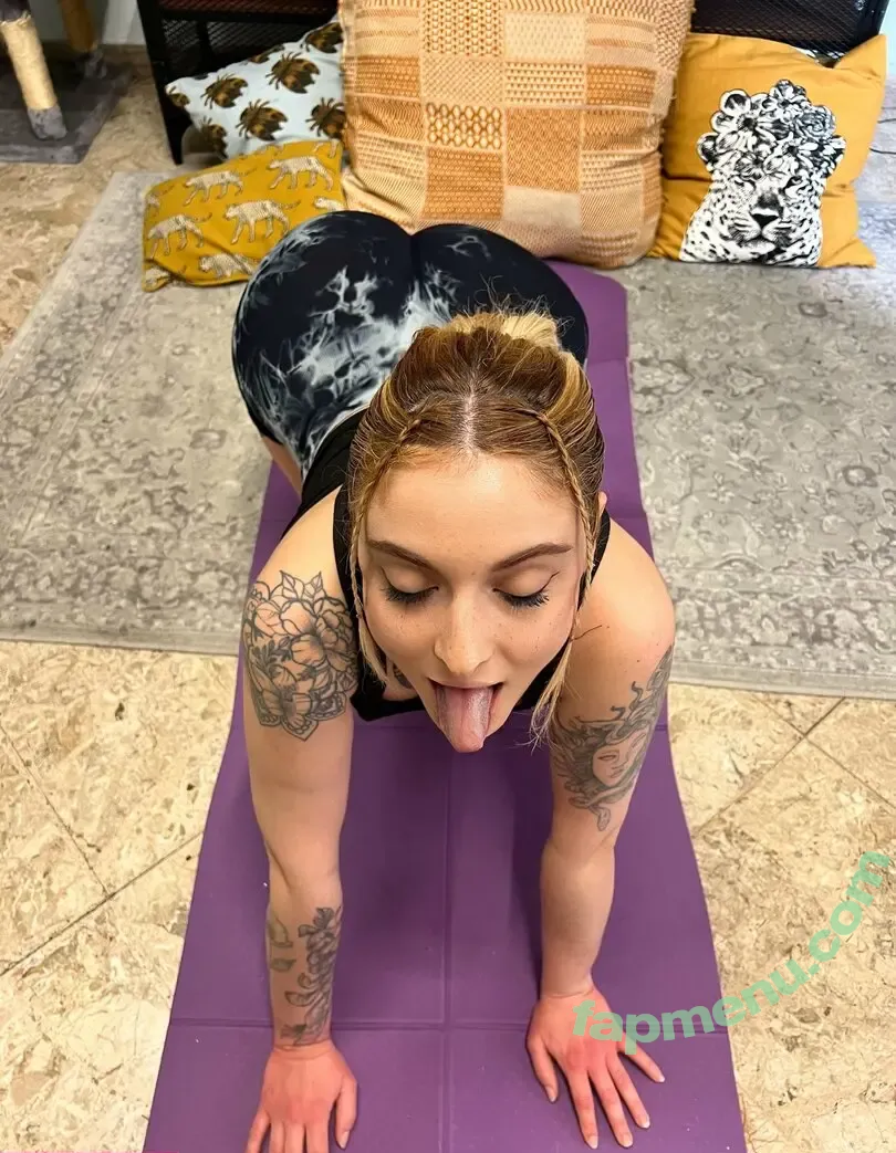 melaniasecrets nude photo #0001 (melaniasecrets)