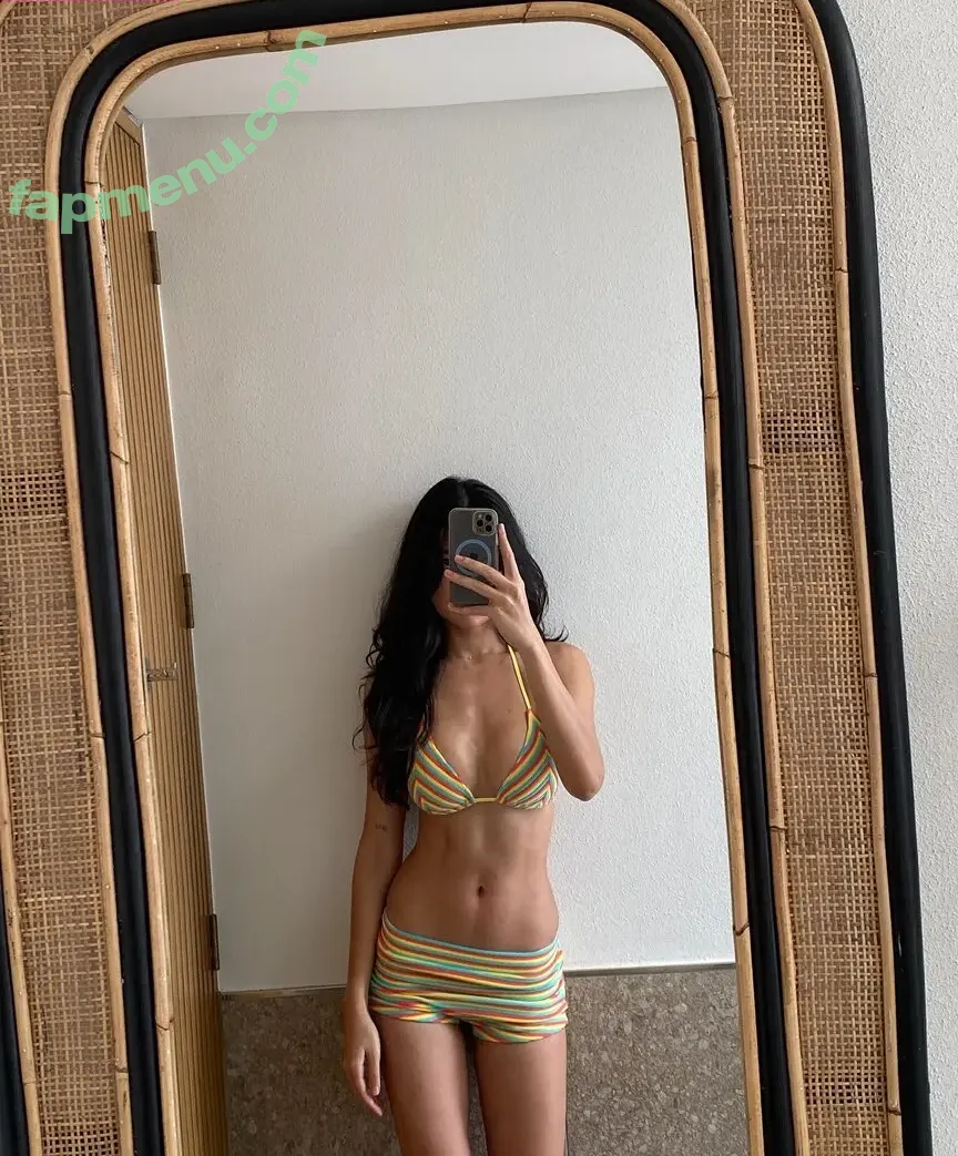 Melanie Angeles nude photo #0012 (melanieangeles / melanieelisabeth)