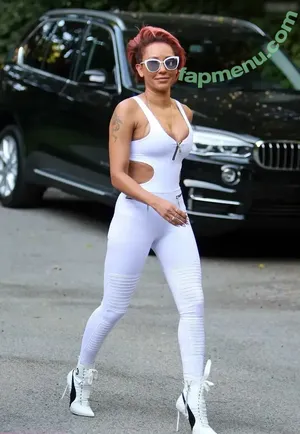 Melanie Brown / melanierikita / officialmelb nude photo #0442