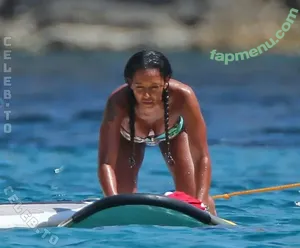 Melanie Brown / friskymellyb / officialmelb nude photo #0547