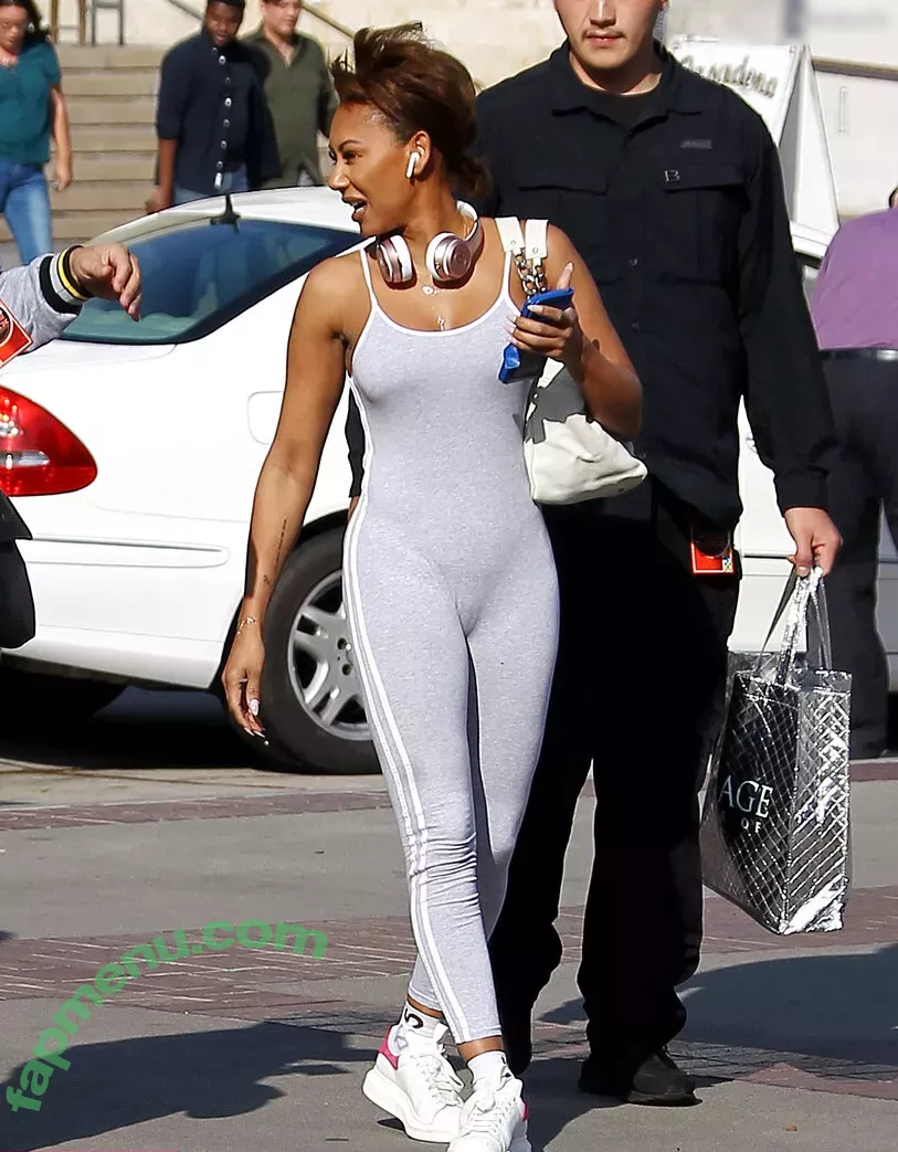 Melanie Brown nude photo #0376 (melanierikita / officialmelb)