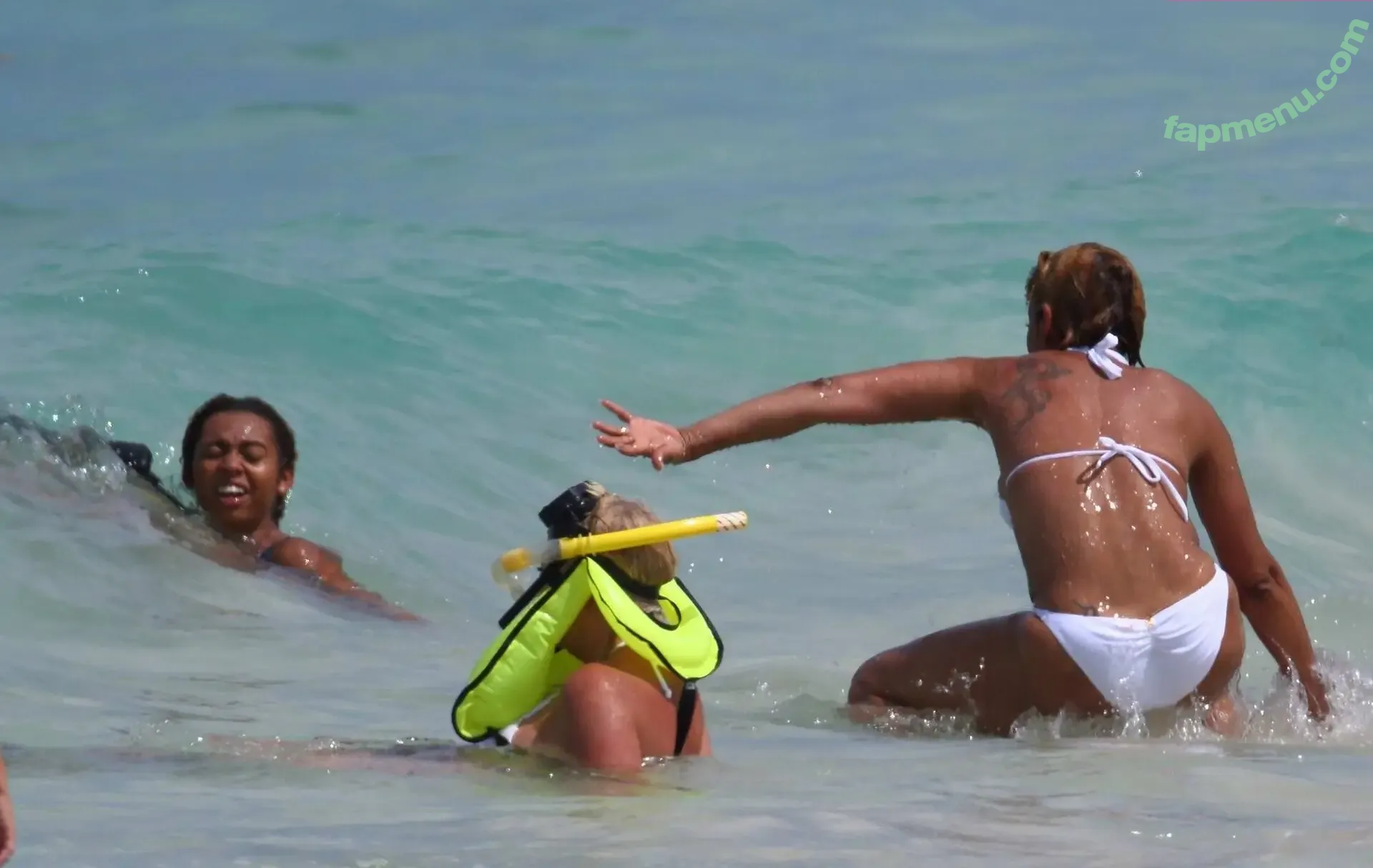 Melanie Brown nude photo #0474 (melanierikita / officialmelb)