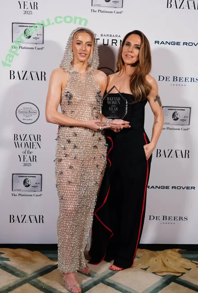 Melanie Chisholm nude photo #0260 (Sporty Spice / melaniecmusic / melshappylife)