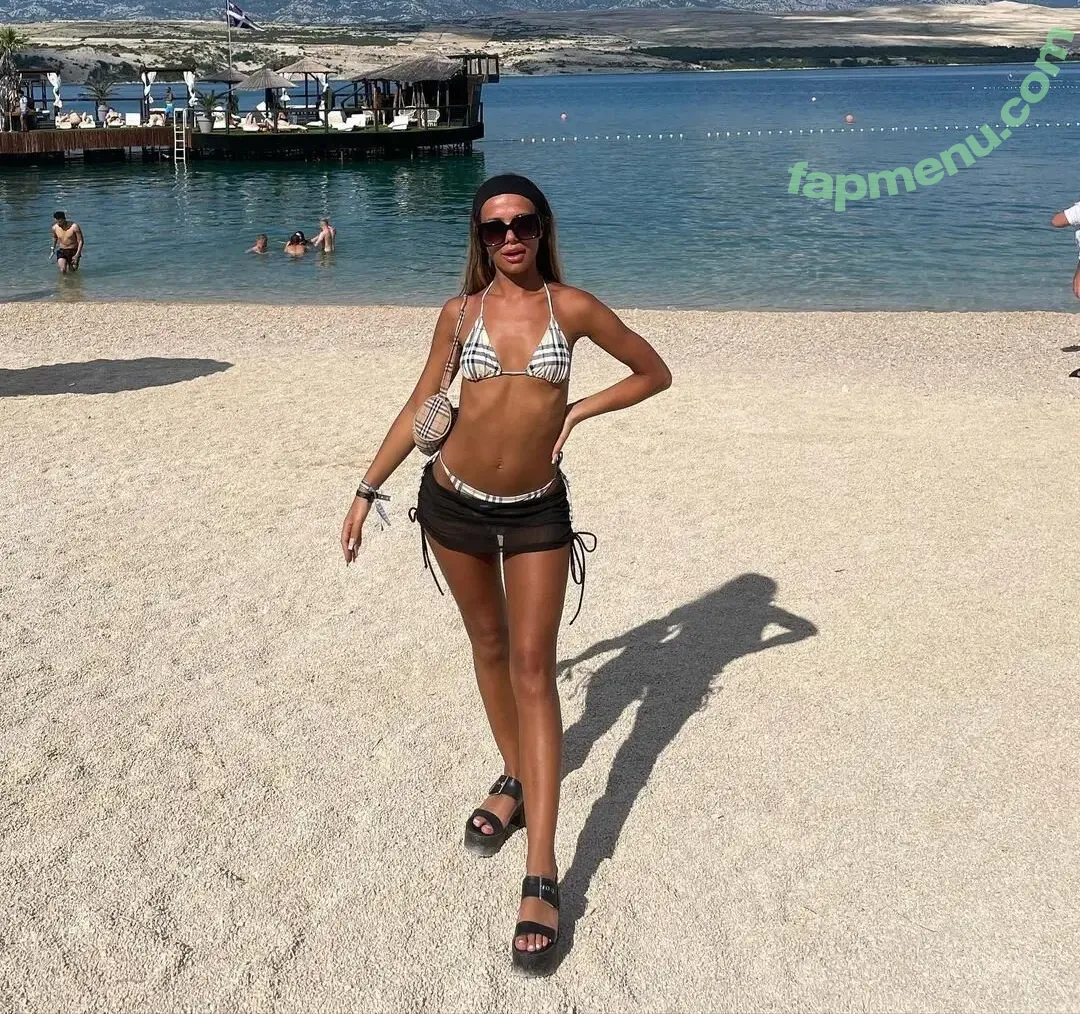 Melanie Collett nude photo #0033 (mel_collett / melaniecollettx)