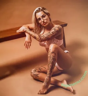  nude photo #0007