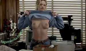 Melanie Griffith / MelanieGriffith nude photo #0090