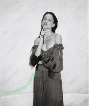 Melanie Jarnson / meljarnson nude photo #0001