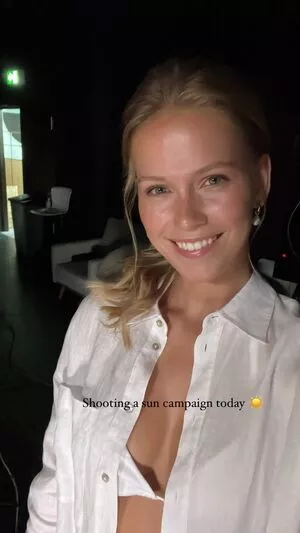 Melanie Kroll / Model / melaniekroll nude photo #0027