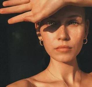 Melanie Kroll / Model / melaniekroll nude photo #0082