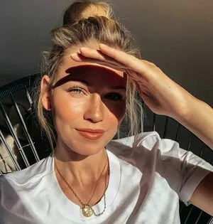 Melanie Kroll / Model / melaniekroll nude photo #0097