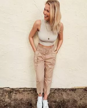 Melanie Kroll / Model / melaniekroll nude photo #0098