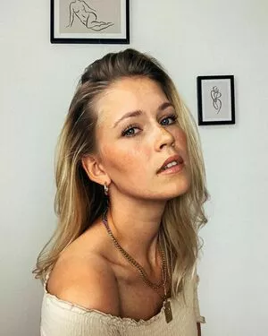 Melanie Kroll / Model / melaniekroll nude photo #0126