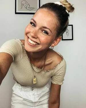 Melanie Kroll / Model / melaniekroll nude photo #0130