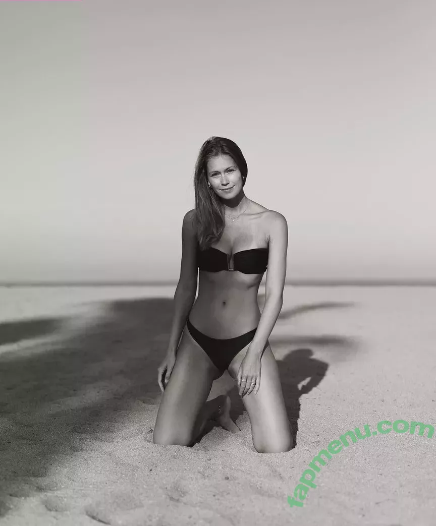 Melanie Kroll nude photo #0028 (Model / melaniekroll)