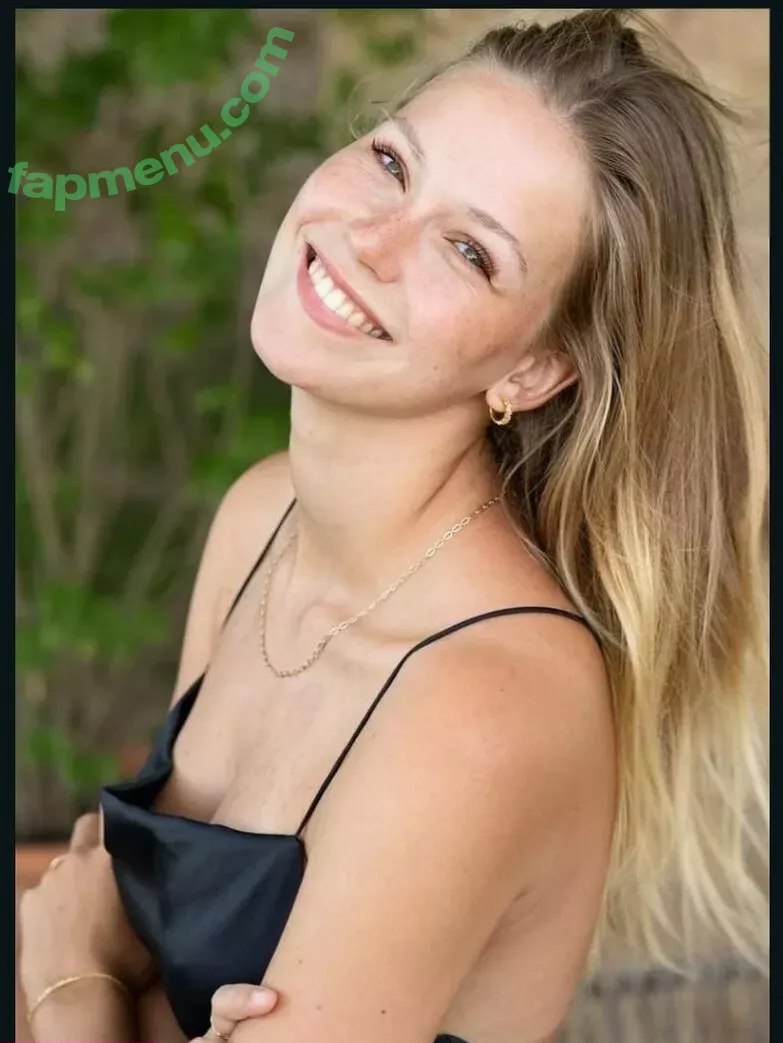 Melanie Kroll nude photo #0035 (Model / melaniekroll)