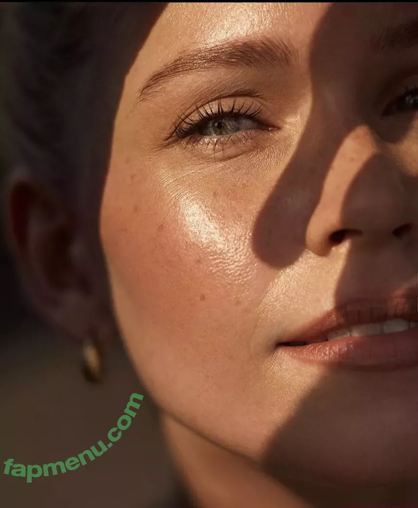 Melanie Kroll nude photo #0060 (Model / melaniekroll)