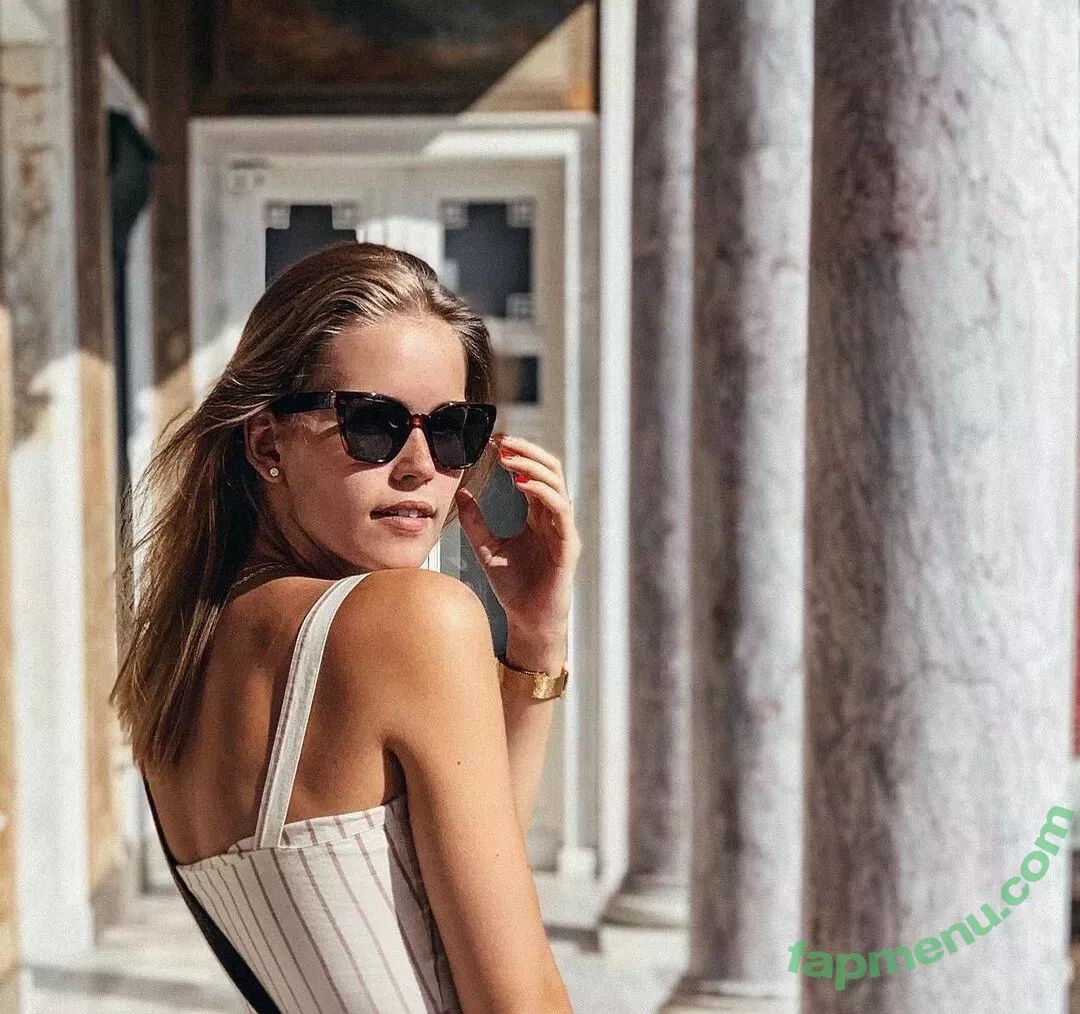 Melanie Kroll nude photo #0068 (Model / melaniekroll)