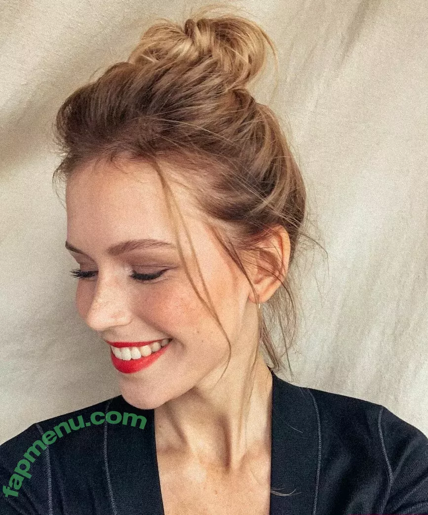 Melanie Kroll nude photo #0079 (Model / melaniekroll)