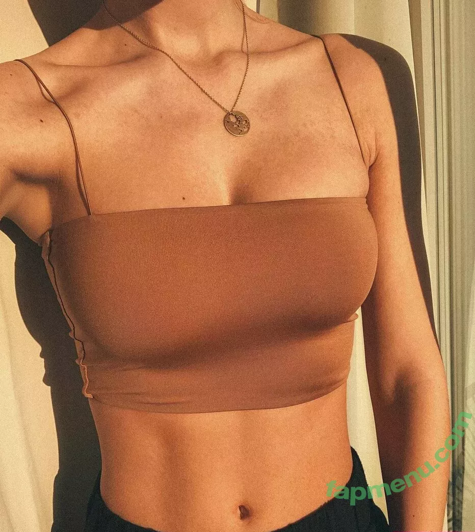 Melanie Kroll nude photo #0083 (Model / melaniekroll)