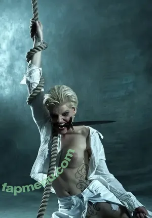 Melanie Müller / melanie.mueller_offiziell nude photo #0162