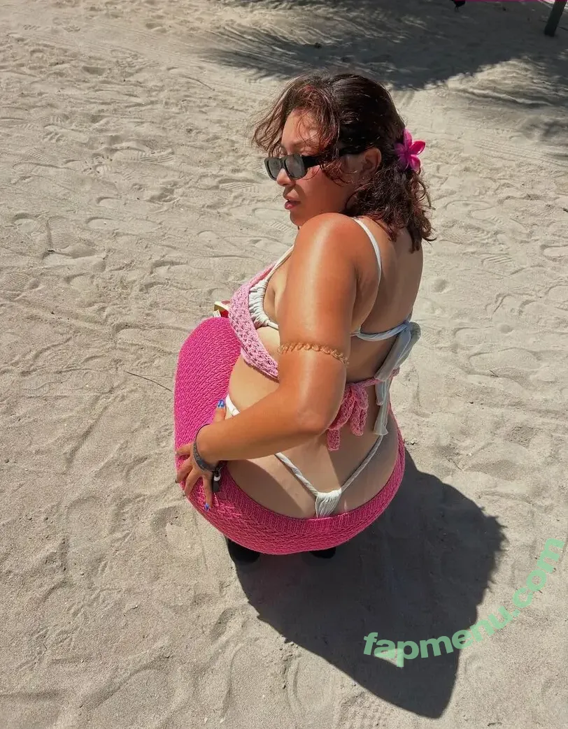 melaniexdgarcia nude photo #0005 (melaniexdgarcia)