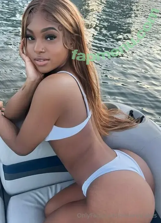 melanincakes nude photo #0118 (Lexia will / lexiawill / melanincakesanddecor)