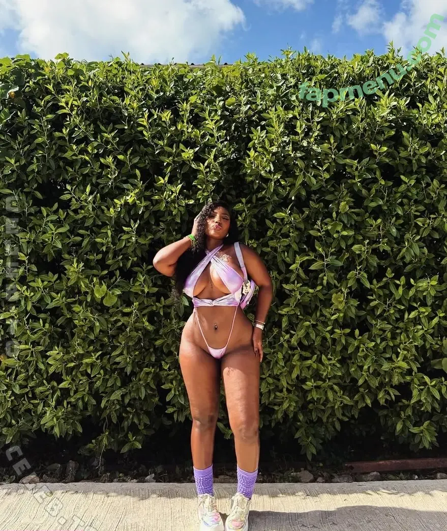 Melaxgoddess nude photo #0136 (goddess.sylvanas)