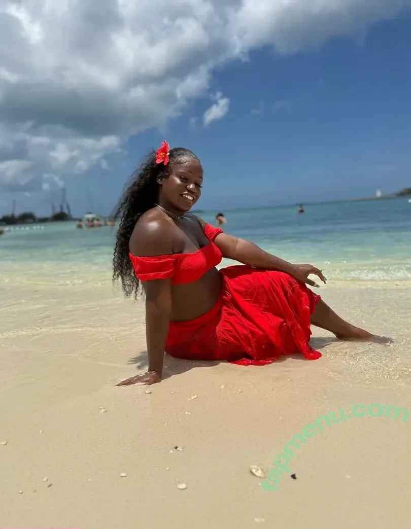 melgotthemilk nude photo #0014 (mindthemilk)
