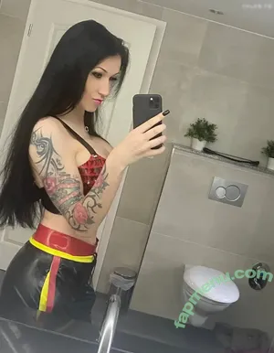 Meli Deluxe / justmeli_yt / melideluxe_official nude photo #0307