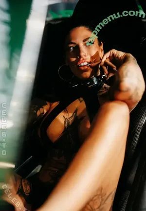 Meli Lakic (Melinkbubblebutt) / melilakic nude photo #0049