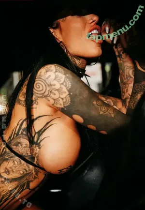 Meli Lakic (Melinkbubblebutt) / melilakic nude photo #0053