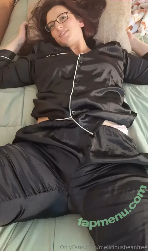 meliciousbeanfree nude photo #0086 (meliciousbean)
