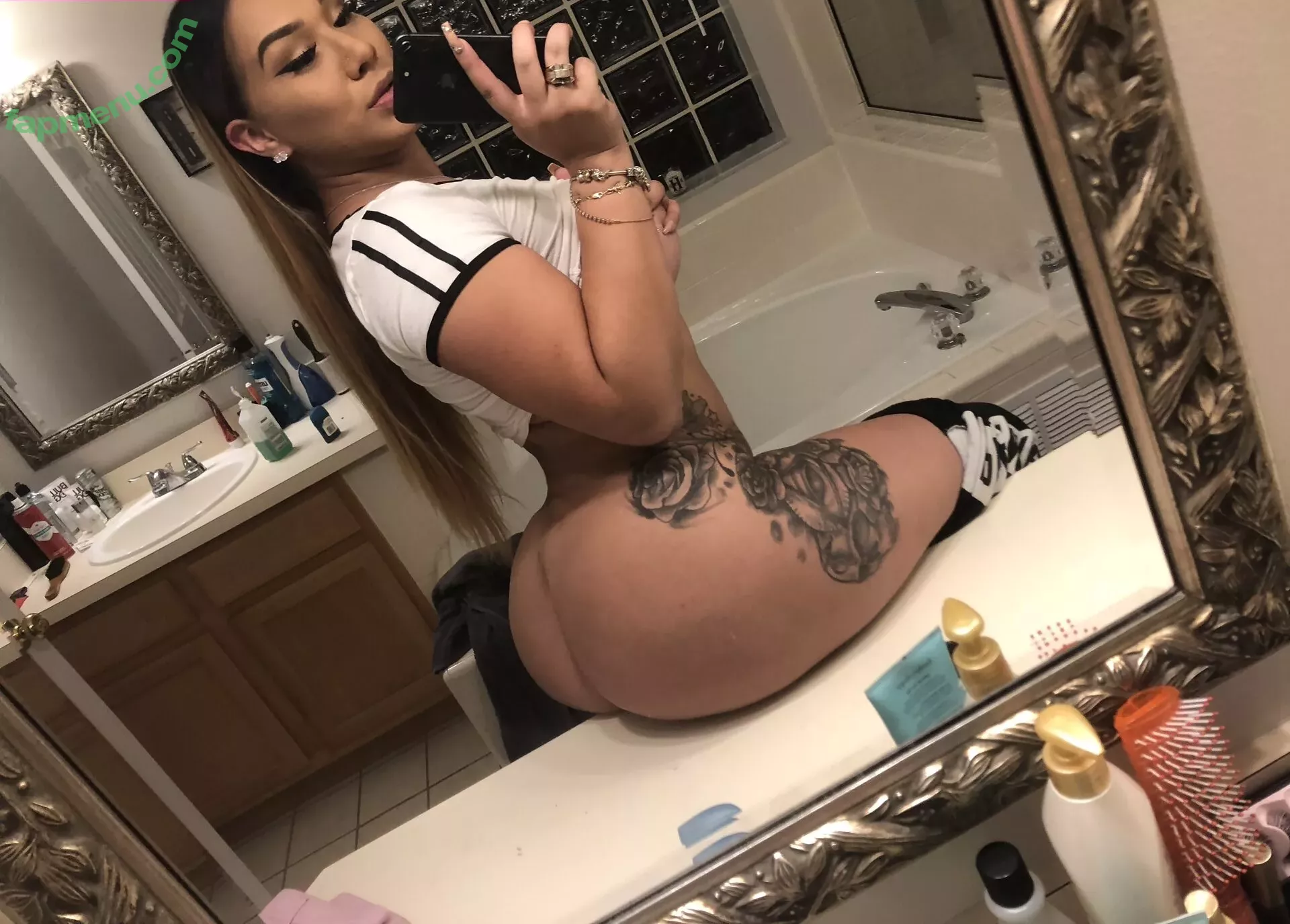 melifineass nude photo #0060 (melifineass)