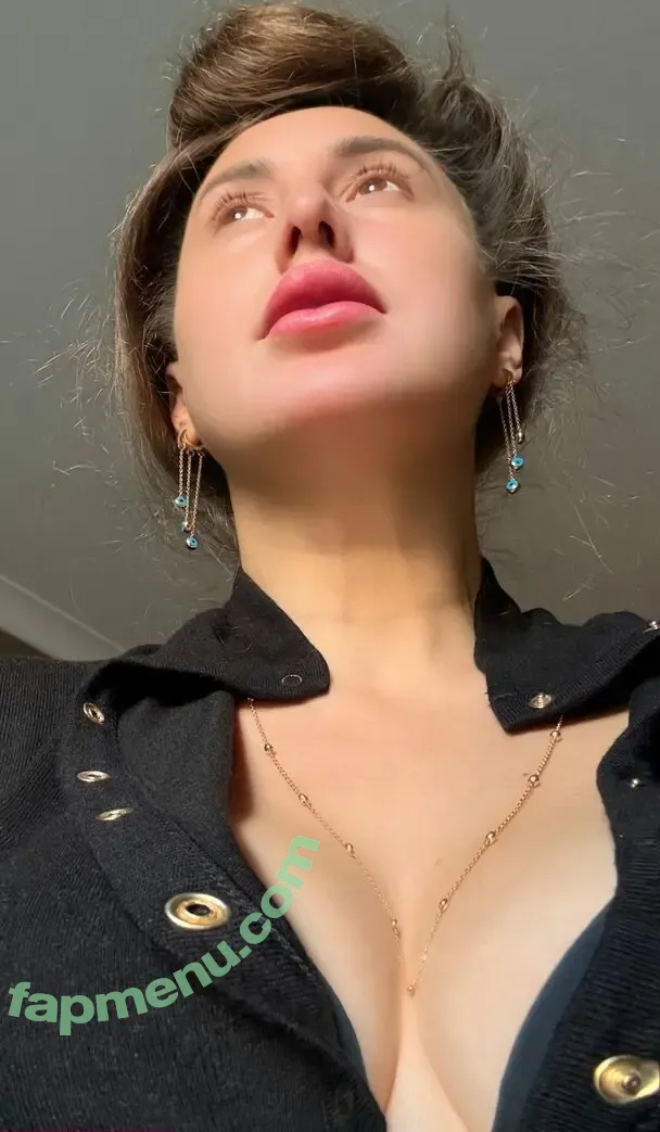 Melike Bulu nude photo #0040 (melikebulucankurt)