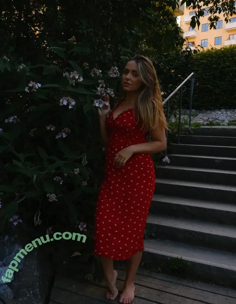 Melina Goransson nude photo #0085 (melina / melina.goransson / melina_goransson / melinagoransson)