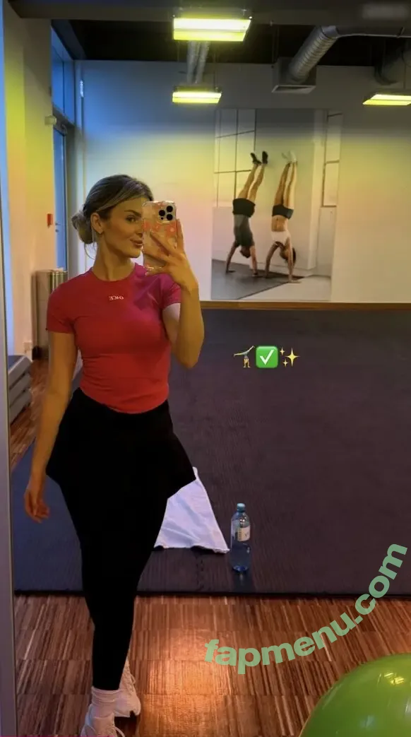 Melina.msxou nude photo #0485 (Melina Msxou / sarahtoninx9_)